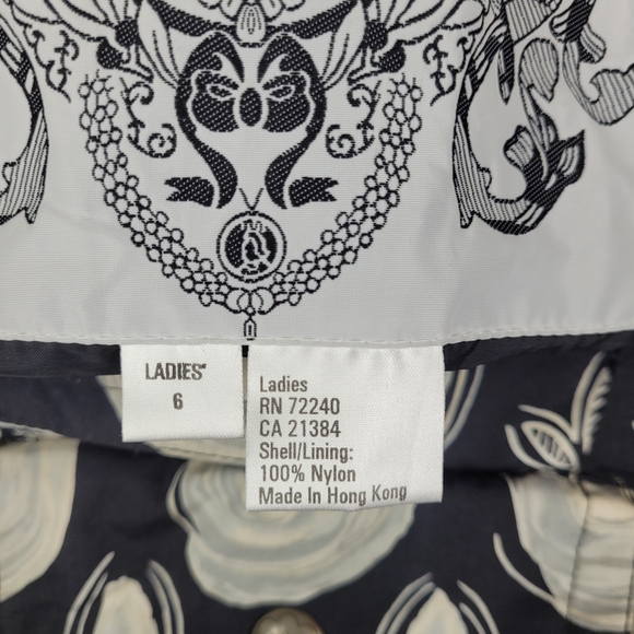 VTG NILS Ski Jacket Womans Size 6 Floral Pattern Black White Snowboard Winter - Picture 4 of 16